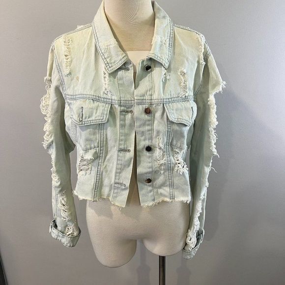 🌿4/$35🌿 REVAMPED DENIM Light Wash Distressed Jean Jacket (XL) - Picture 2 of 8